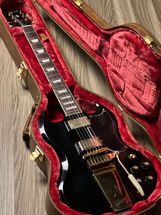 Gibson SG Standard '61 Maestro Vibrola T-Type in Ebony w/Case 232450252