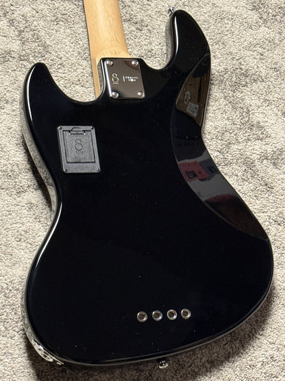 Sire Marcus Miller V3 4-String Bass in Gloss Black