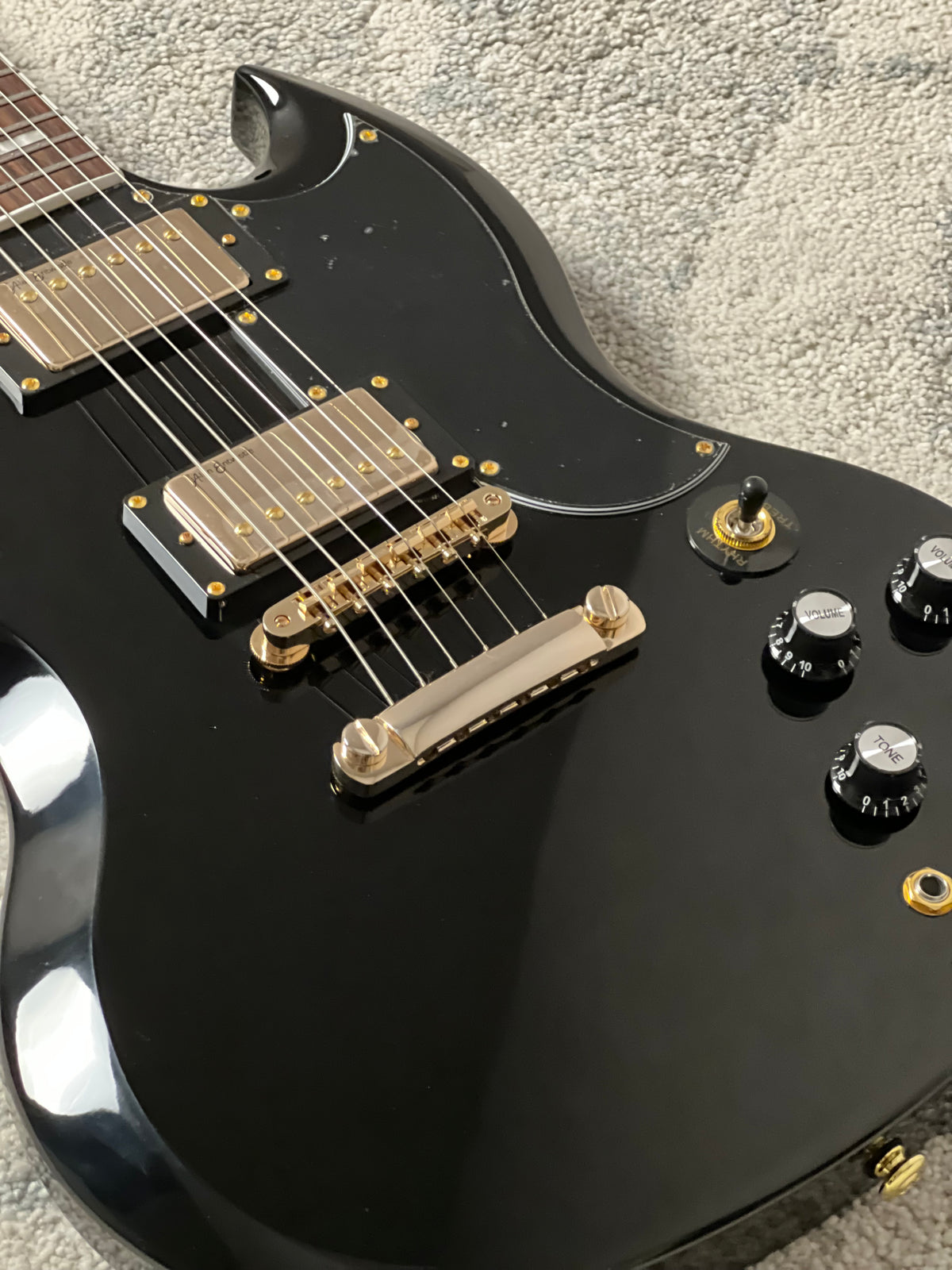 Soloking SG60 MKII in Ebony with Gold Hardware (Altered Headstock)