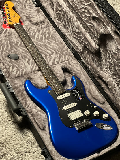 Fender American Ultra II Stratocaster HSS with Ebony FB in Noble Blue US240030709