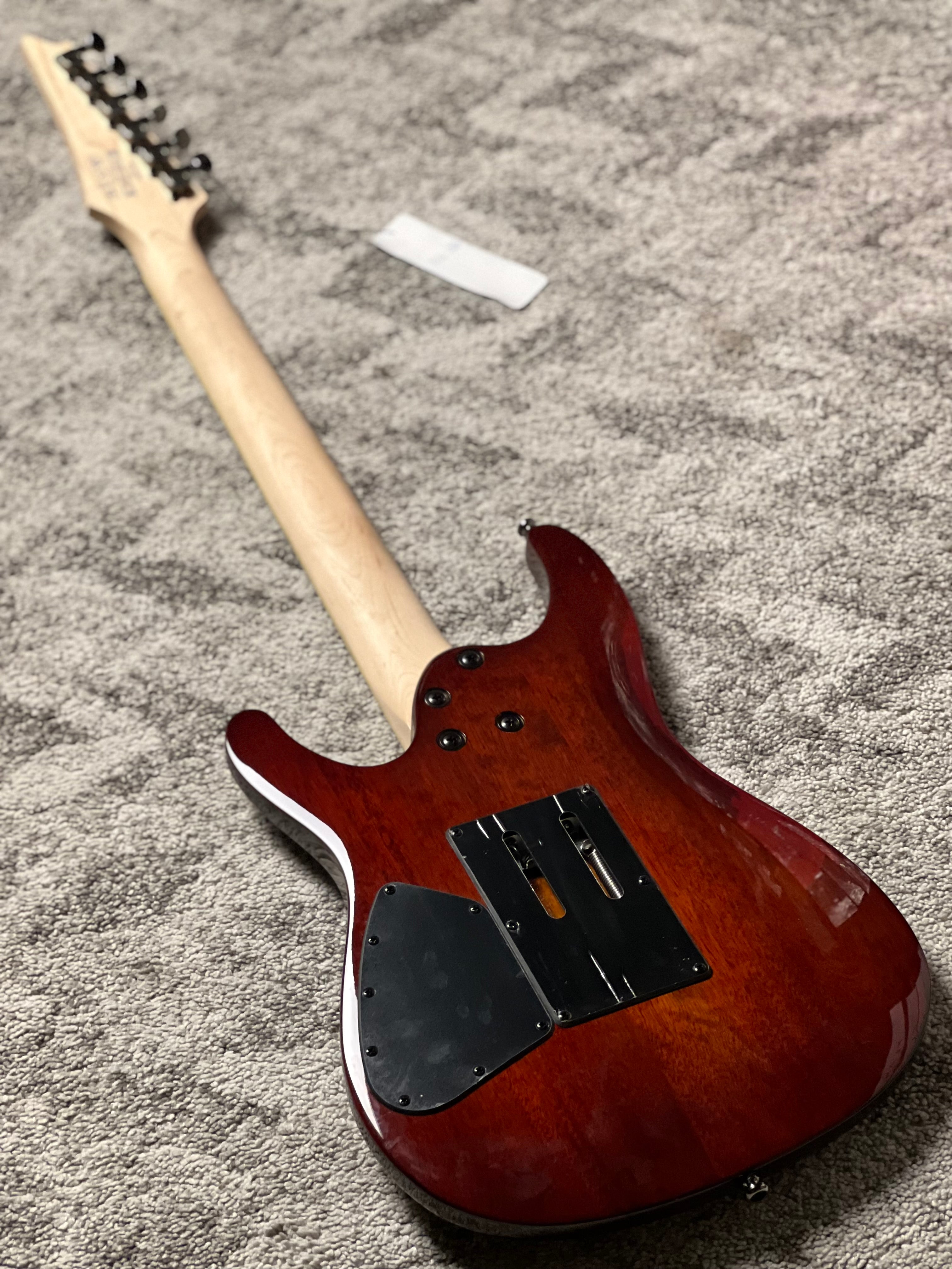 Ibanez S670QM-DEB in Dragon Eye Burst – nafiriguitar.com