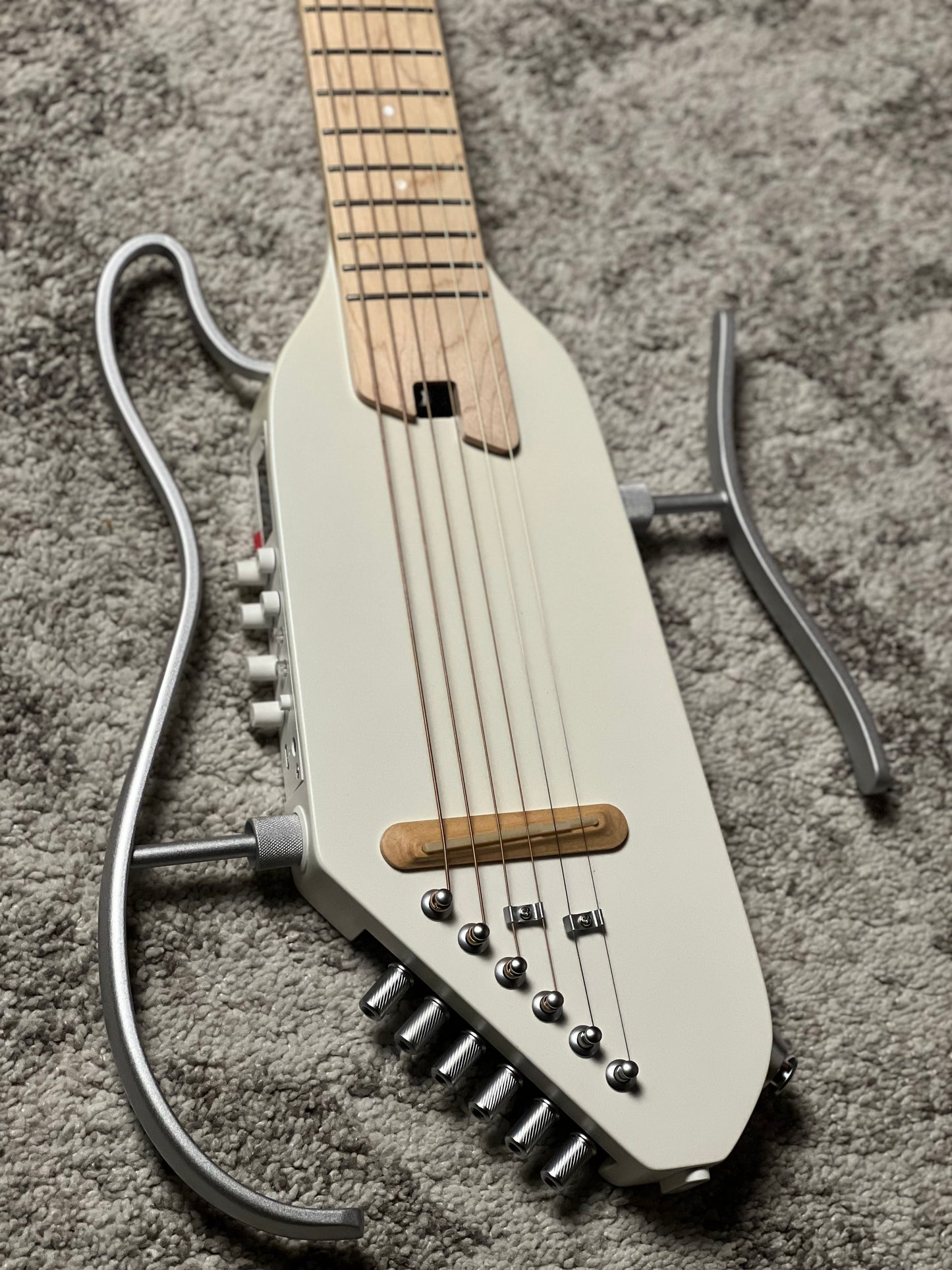 Donner HUSH-I Pro In White With Bag