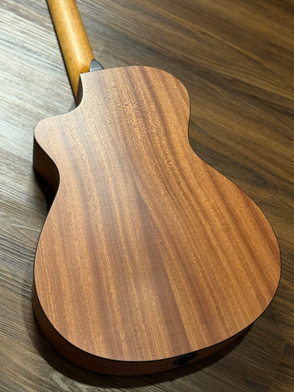 Taylor 112ce-N Acoustic Guitar in Sapele/Spruce