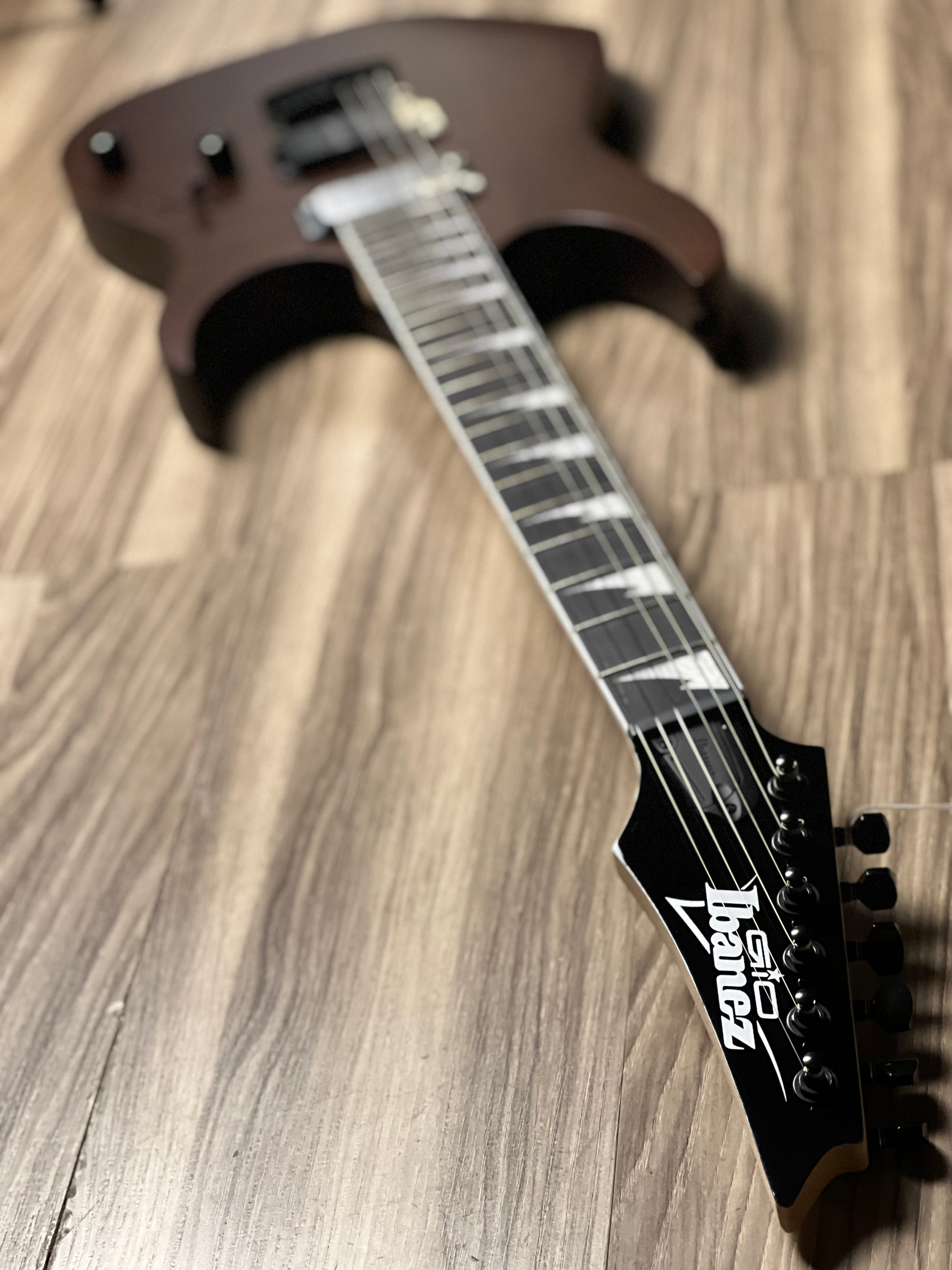 Ibanez GRG121DX-WNF in Walnut Flat – nafiriguitar.com