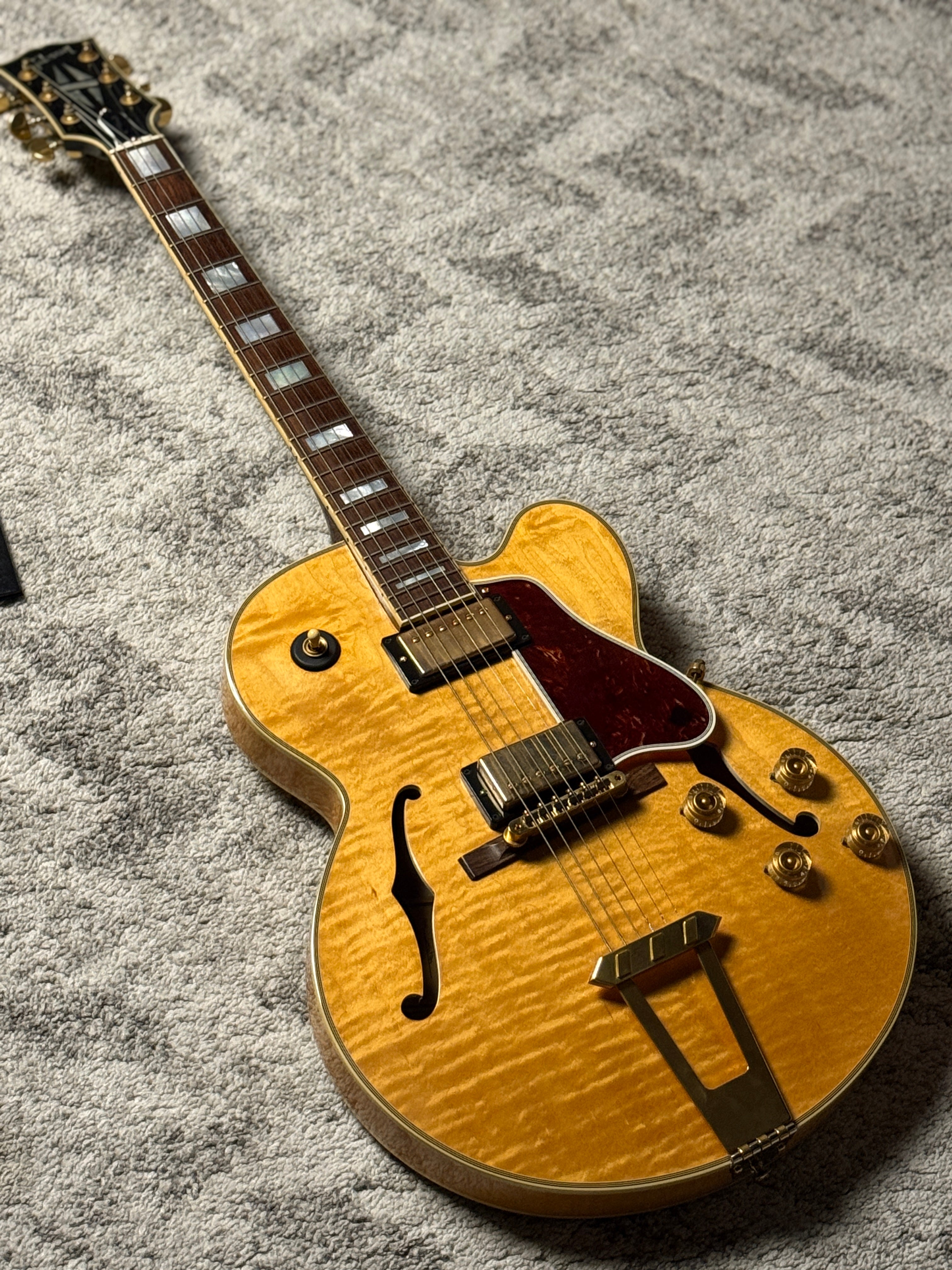 ギター Gibson Memphis ES-275 Gibson Memphis ES-275 Custom Figured in Dark Vintage Natural 2017
