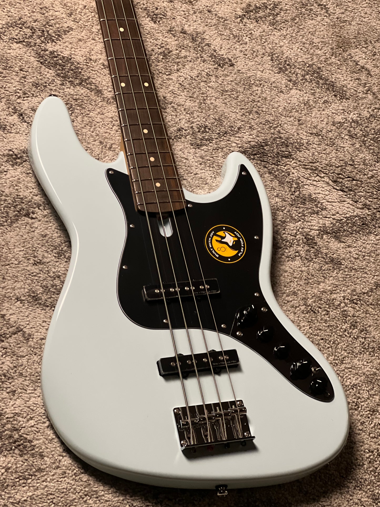 Sire Marcus Miller V3 4 String 2nd Generation in Sonic Blue