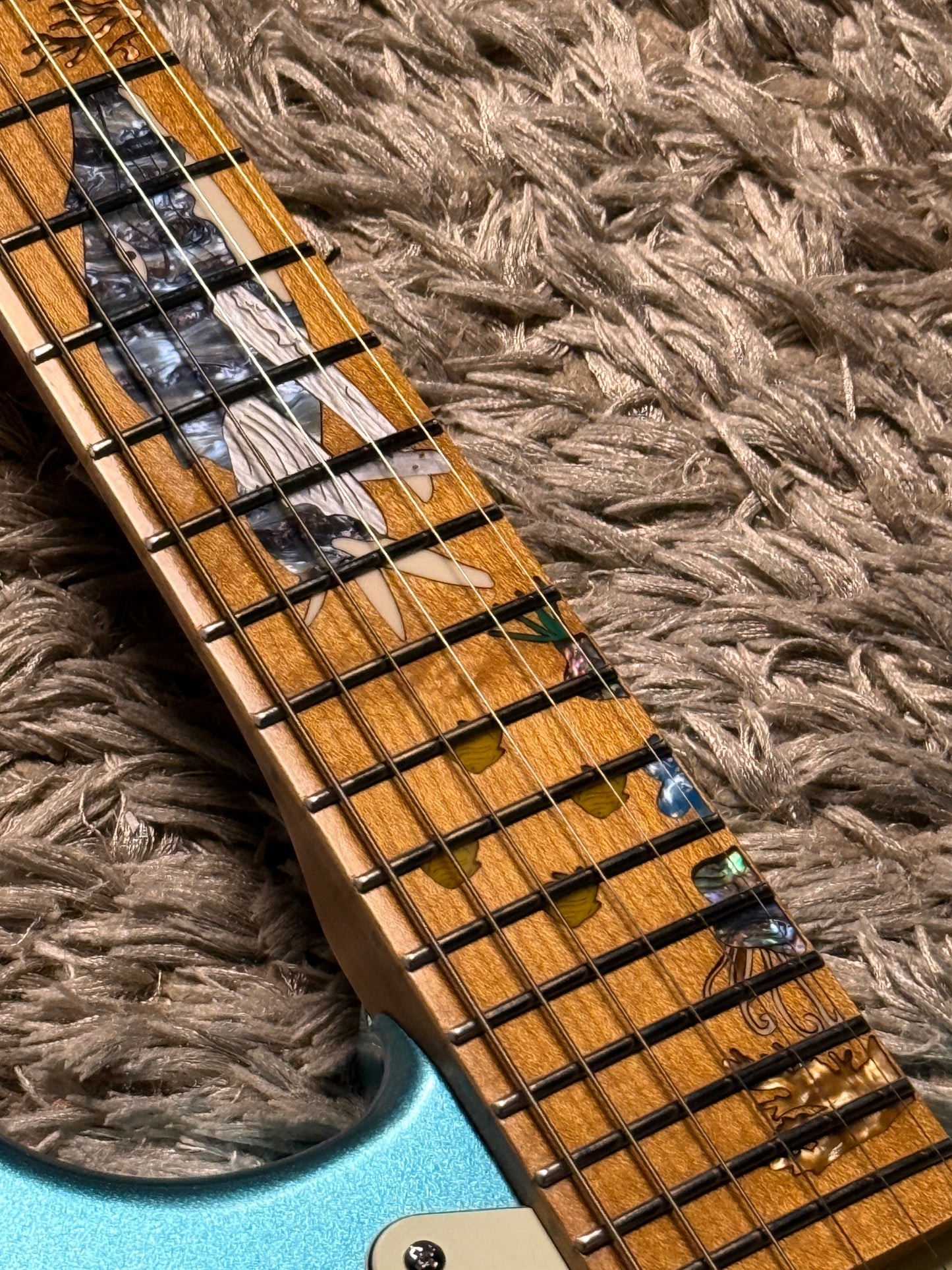 Dhatarattha Custom DST HSS in Ocean Turquoise Metallic with Roasted Maple FB and "Pacific Ocean" Inlay