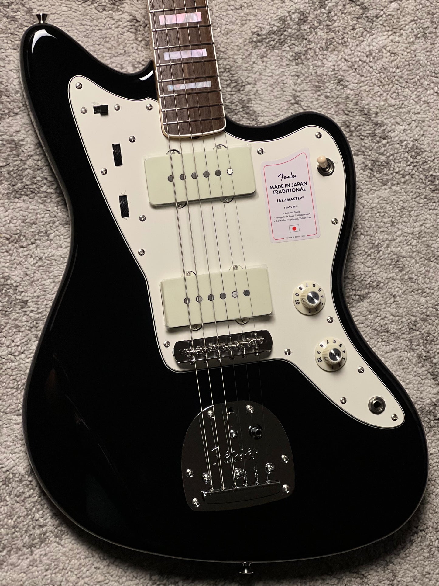 Fender Japan Traditional Late 60s Jazzmaster with RW FB in Black JD26002545
