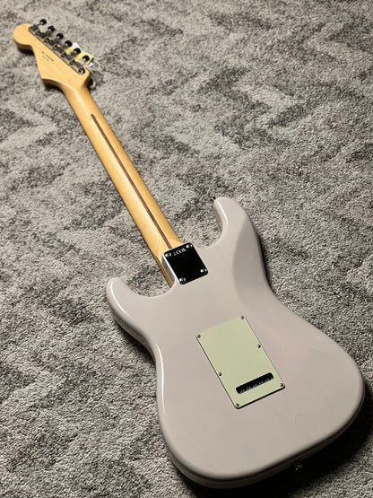 Fender Japan Hybrid II Stratocaster with RW FB in US Blonde JD24016863