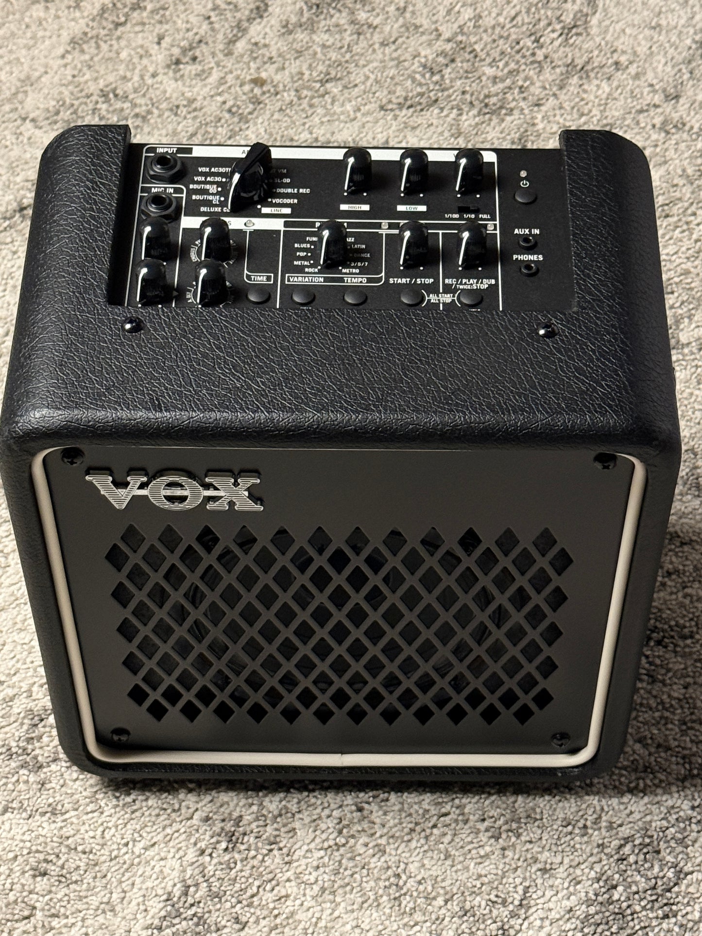 Vox Mini Go 10 - 10-watt 1 x 6.5-inch Portable Modeling Amp in Black