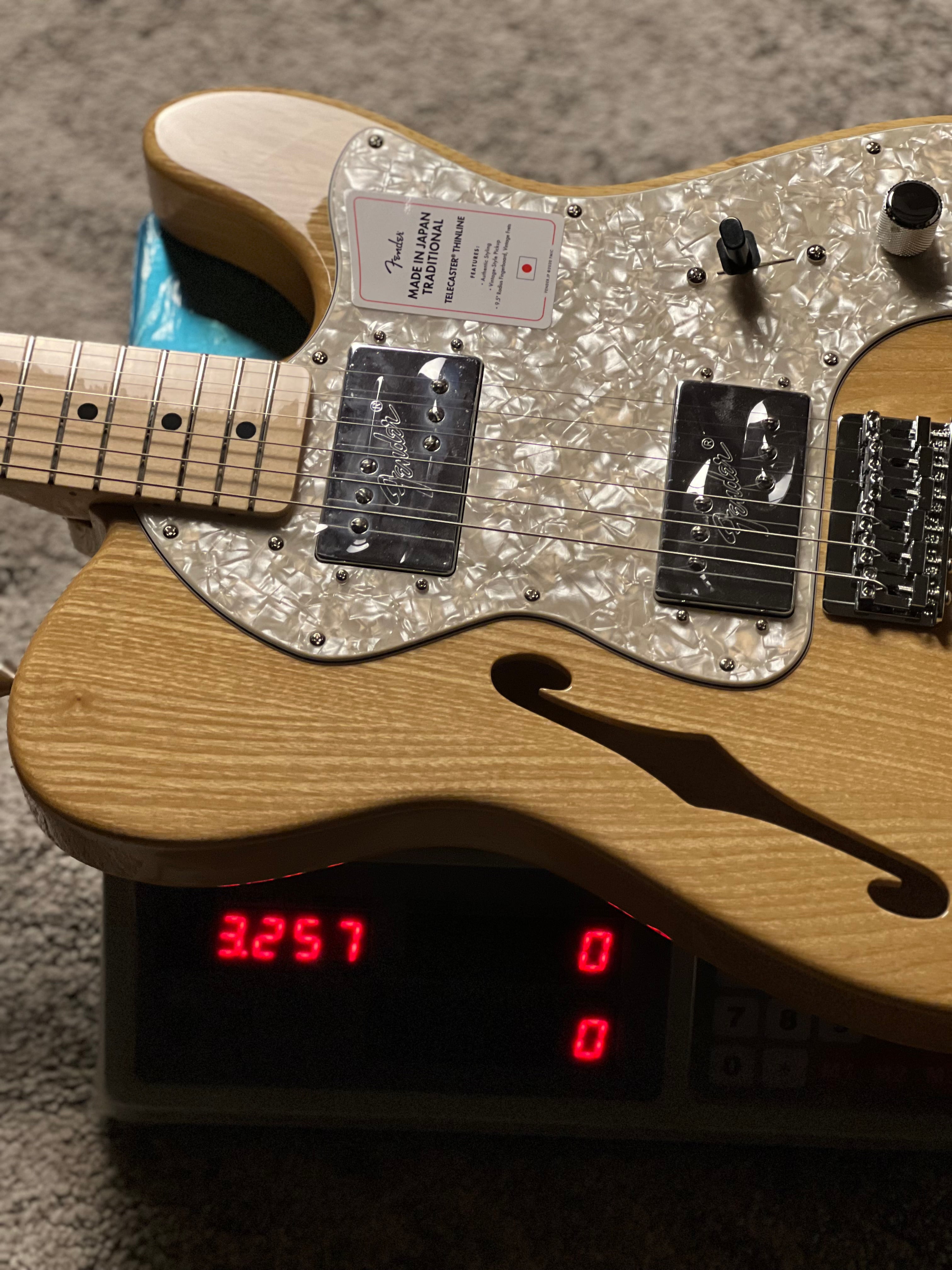 Fender Japan Traditional II 70s Telecaster Thinline with Maple FB