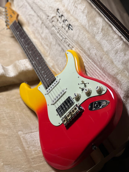 SQOE SEST1001 HSS Custom Shop Series in Tequila Sunrise Limited Edition with Hardshell Case