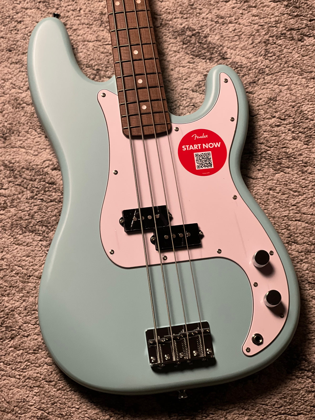 Squier Debut Series Precision Bass Guitar with Laurel FB in Daphne Blue