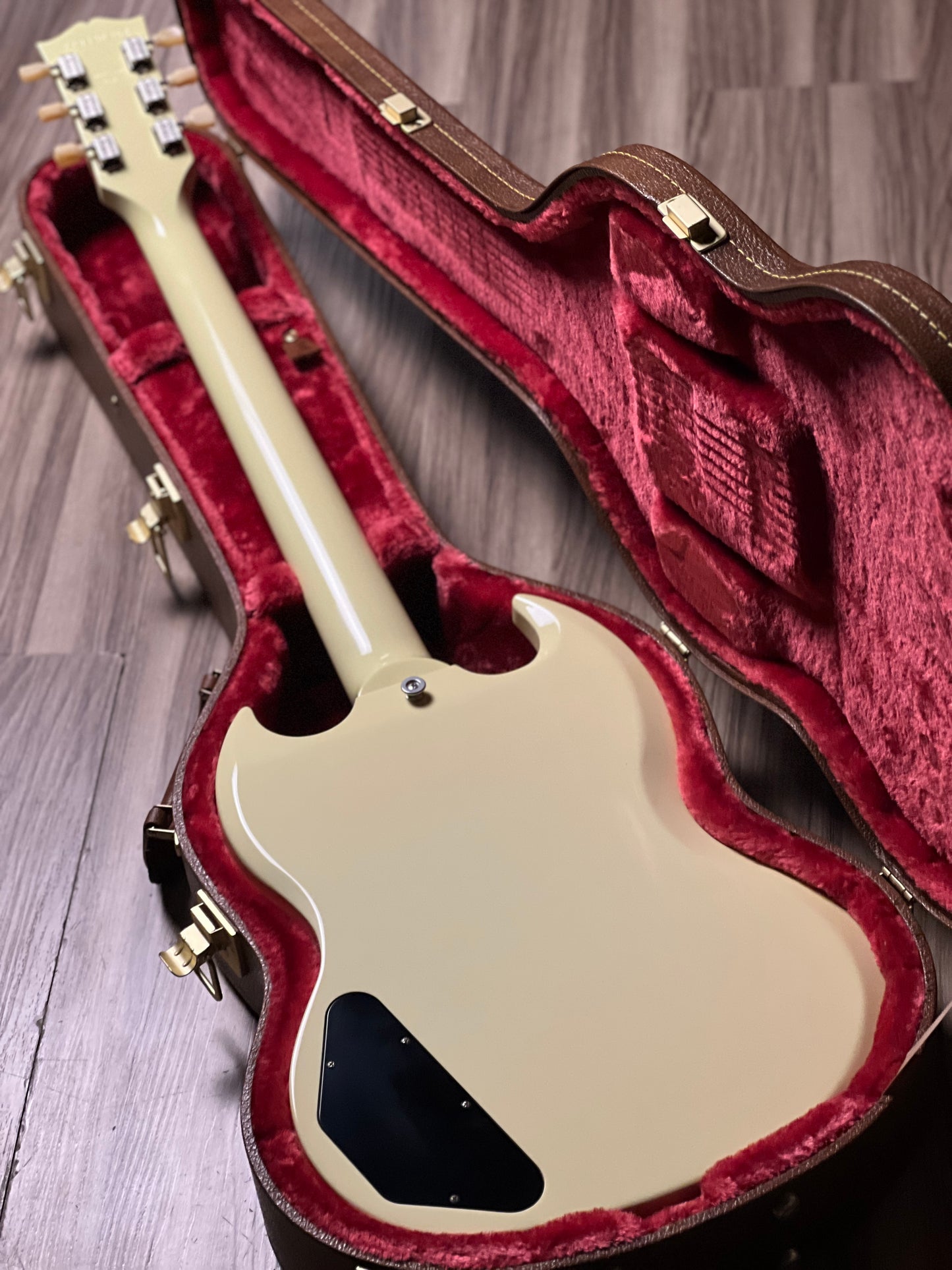 Gibson SG Standard 61 Classic In White w/Case 229330304