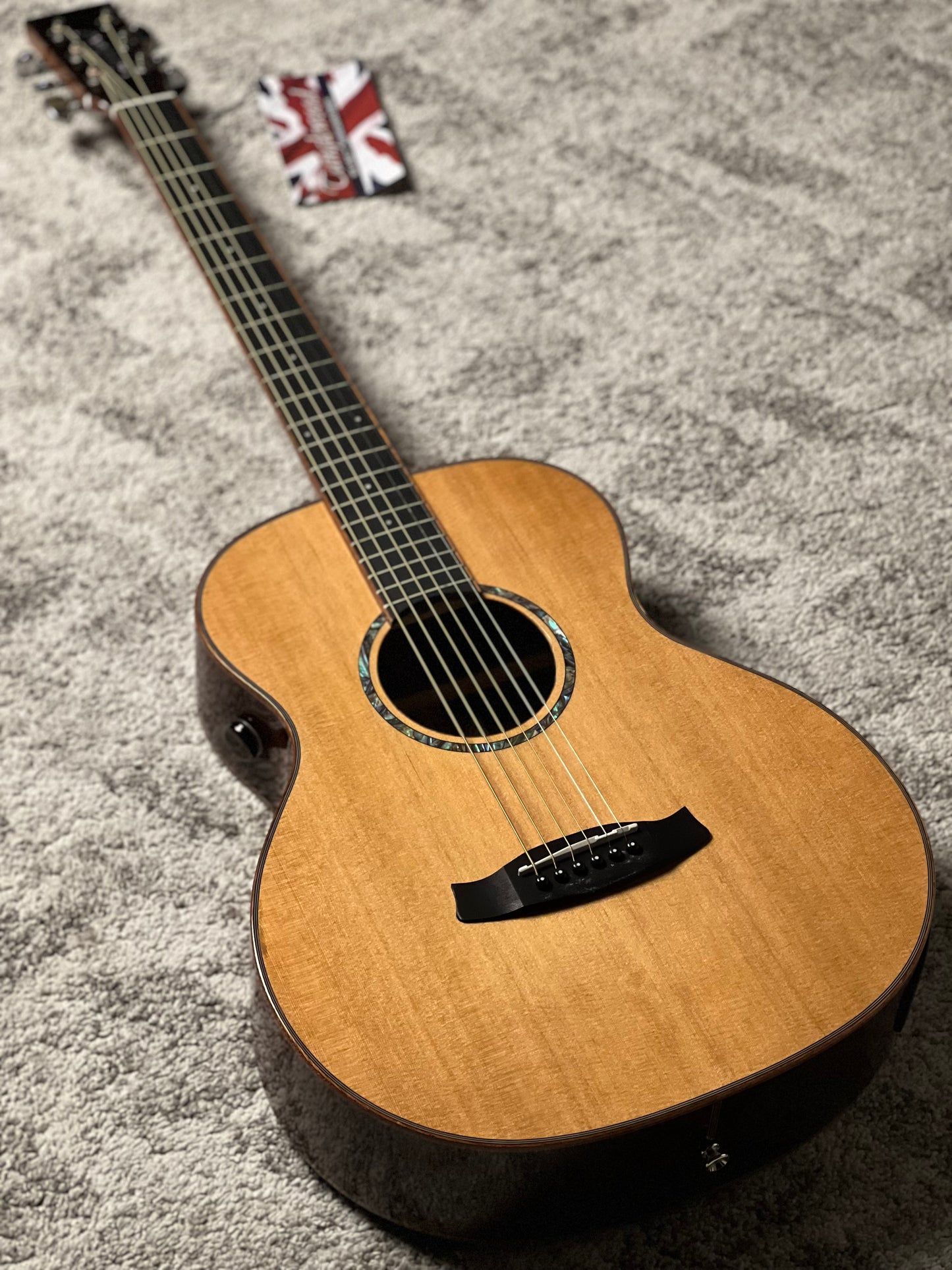Tanglewood TRS1-E Rosewood Smart Solid Top Mini Folk Acoustic w/Pickup in Natural Gloss