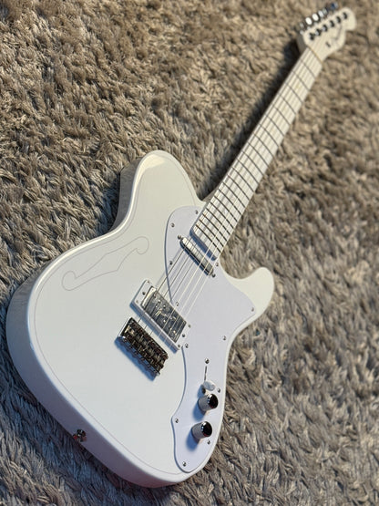 Fender Japan Silent Siren Signature Telecaster with Maple FB in Arctic White JD22030206 (USED)