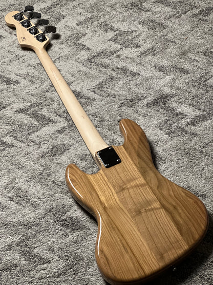 SLX Sparrow 70s Special Essentials with Maple FB in Vintage Natural