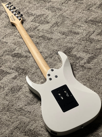 Ibanez GRG140-WH GIO in White