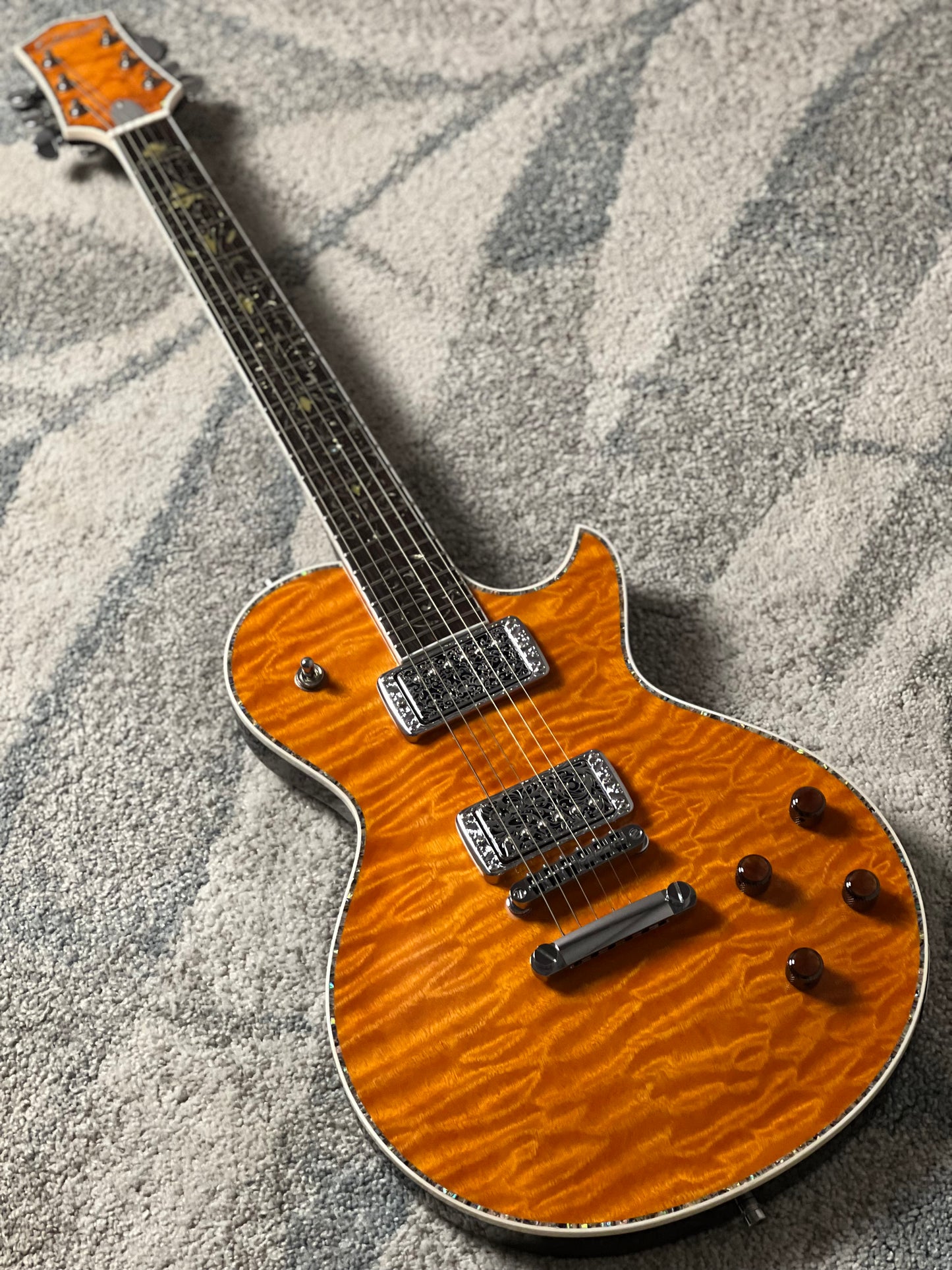 Dhatarattha Custom DLP in Orange Tiger with 5A Quilt Top