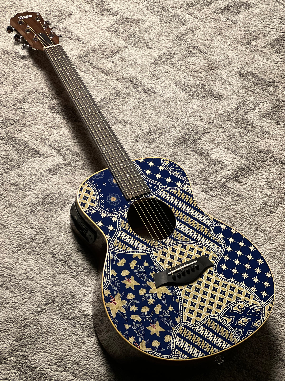 Taylor GS Mini-e Sekar Jagad Special Edition Acoustic Guitar