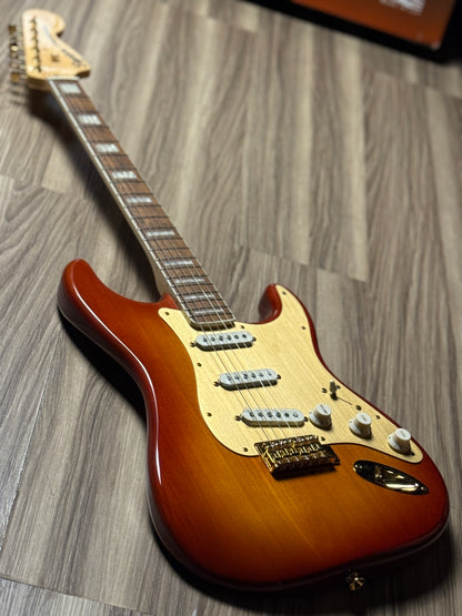 Squier 40th Anniversary Gold Edition Stratocaster in Sienna Sunburst (USED) ISSK21006456