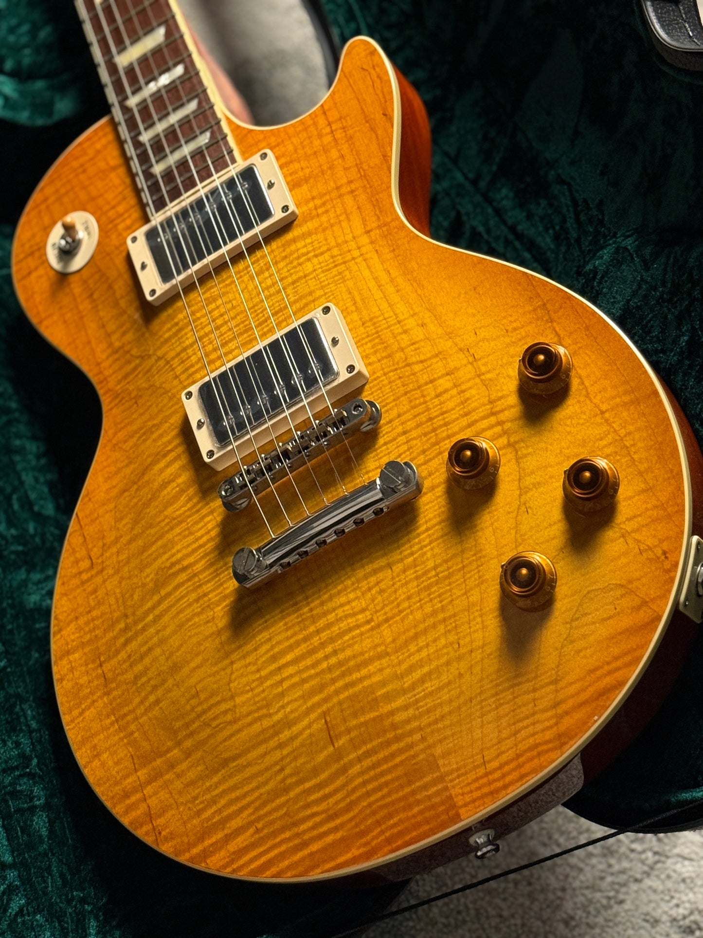 Tokai LS-301-3A HB Love Rock Japan Custom Shop Series in Honeyburst 2450566