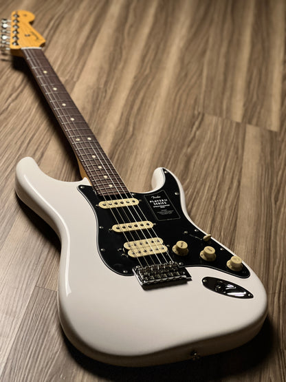 Fender Player II Stratocaster HSS With RW FB In Polar white