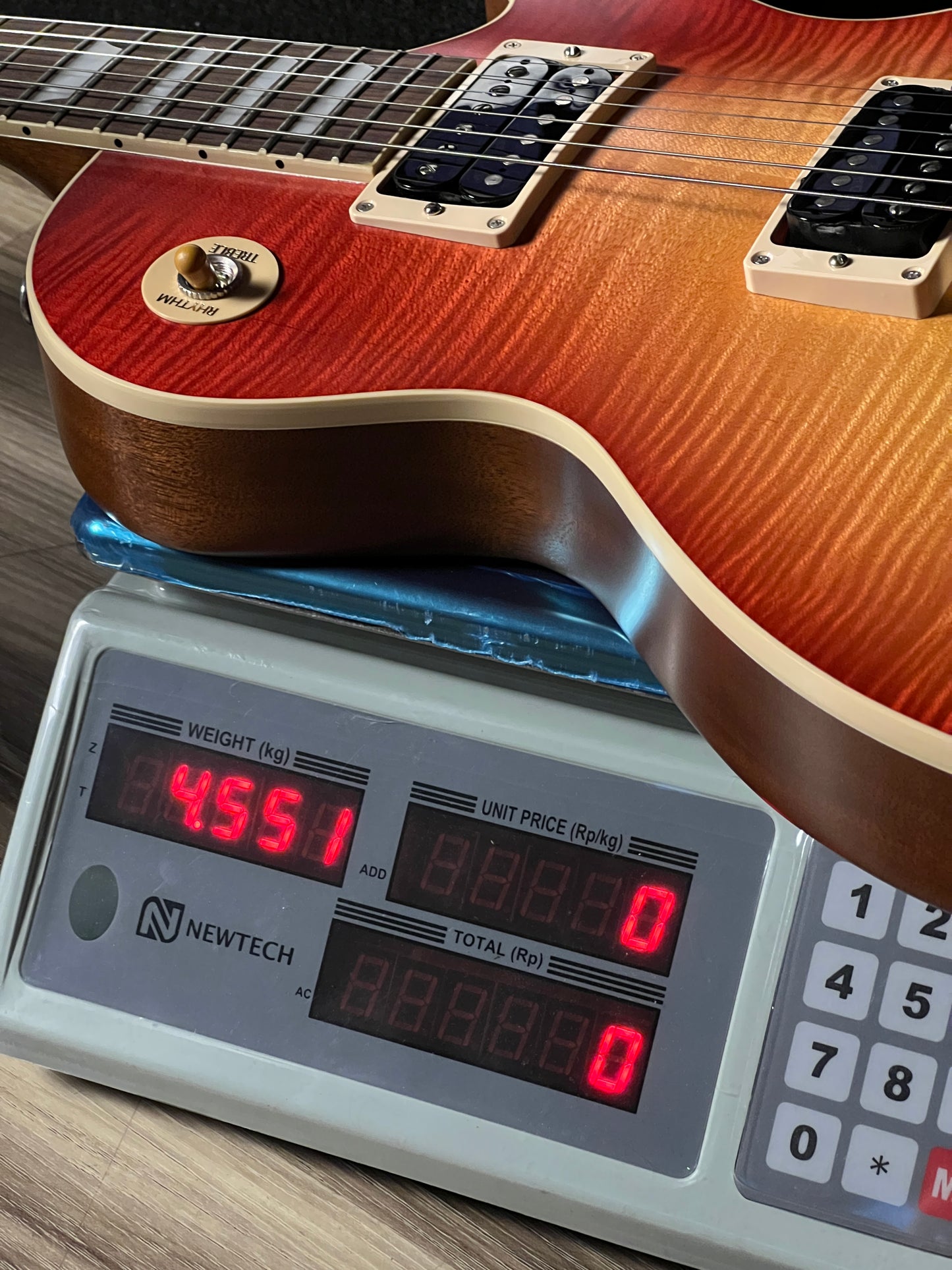 Gibson Les Paul Standard Faded 60s In Vintage Cherry Sunburst w/ Case