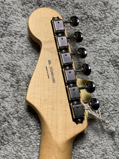 Fender MIJ Limited Stratocaster with RW FB in Raw Ash Black JD25011582