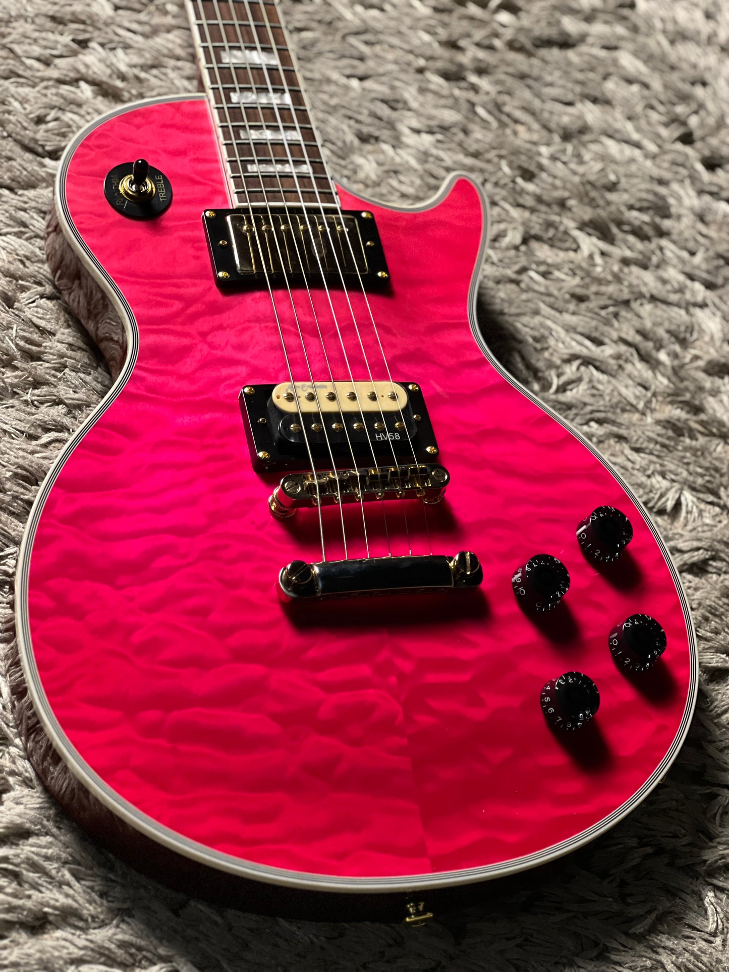 Soloking SLS50QM Deluxe with 5A Quilt Top in Sunset Fade