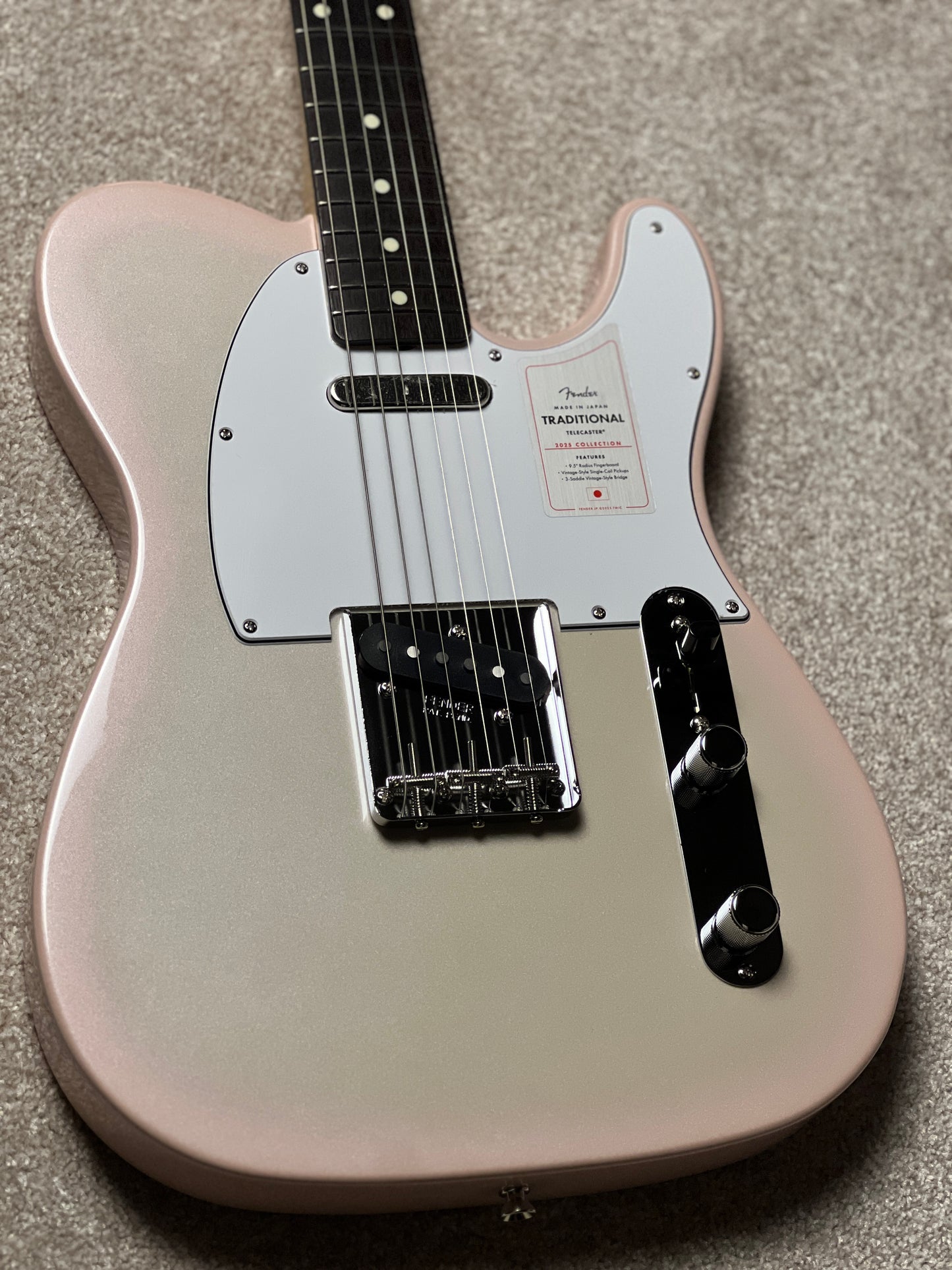 Fender Japan Traditional 2025 Collection 60s Telecaster with RW FB in Stardust Pink JD25013890