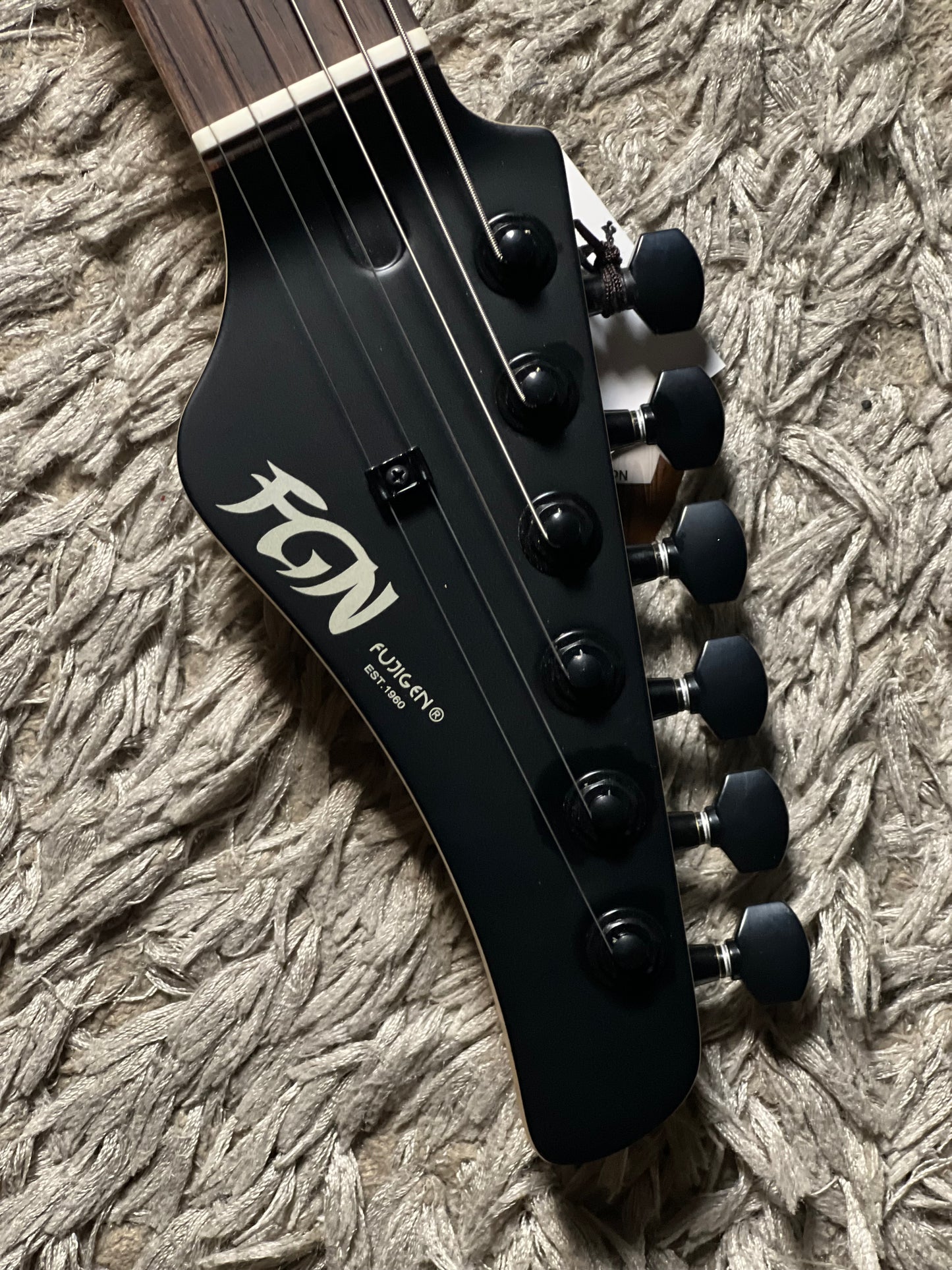 Fujigen FGN Iliad JIL2-ASH-DE664-R/OPB in Open Pore Black F230113