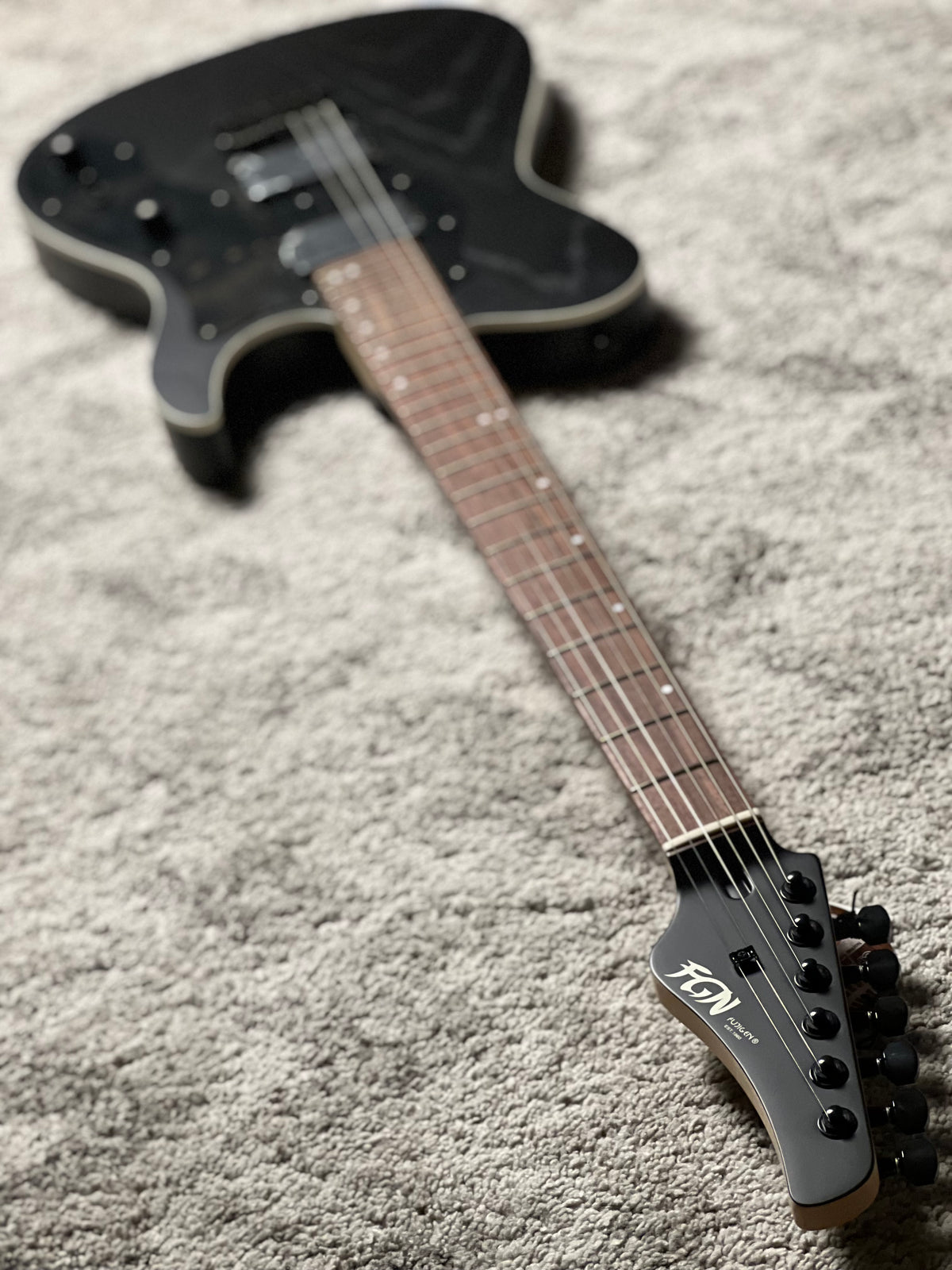 Fujigen FGN Iliad JIL2-ASH-DE664-R/OPB in Open Pore Black F230105