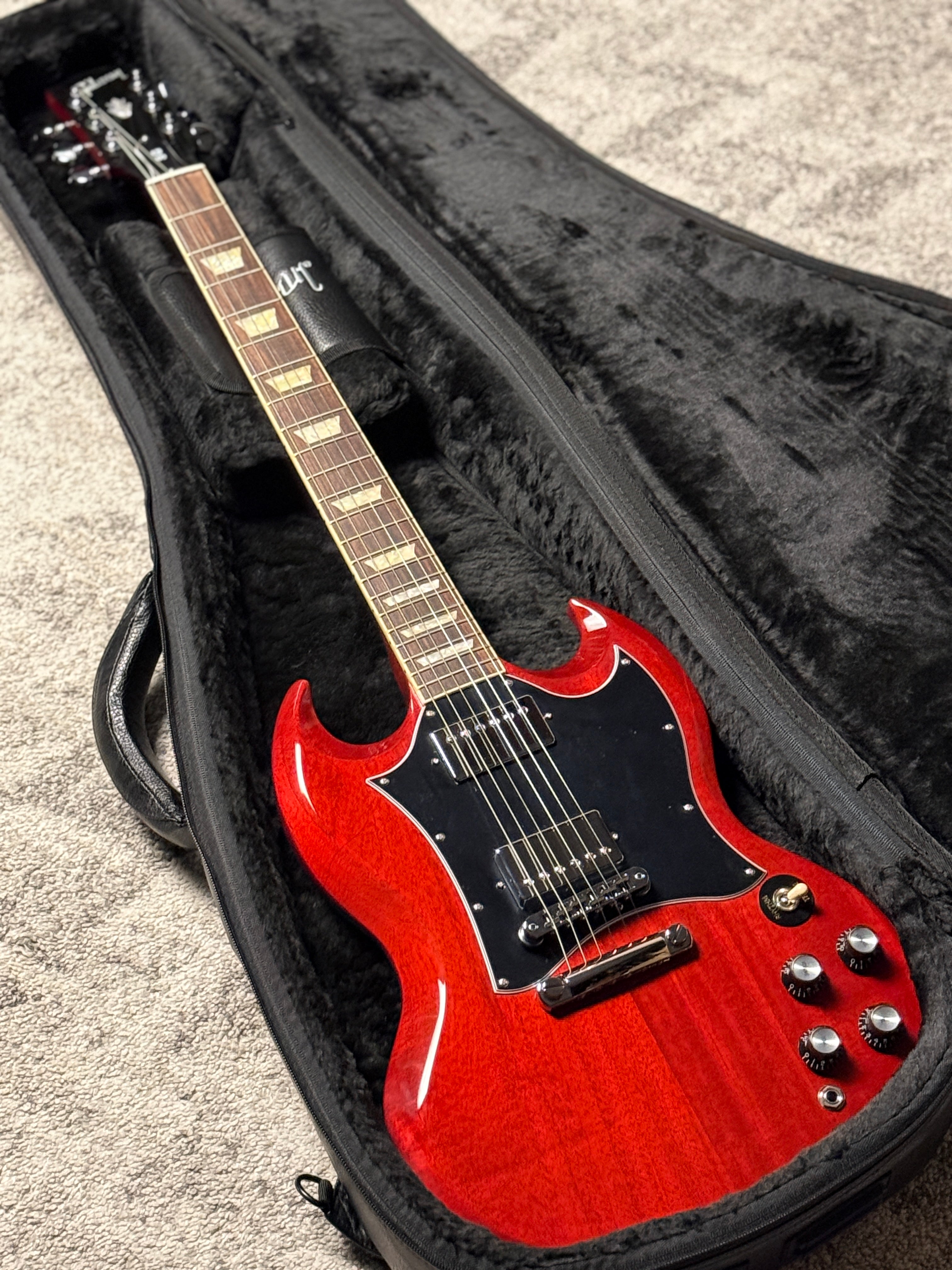 Gibson SG Standard in Heritage Cherry with Gigbag 233840243 (B