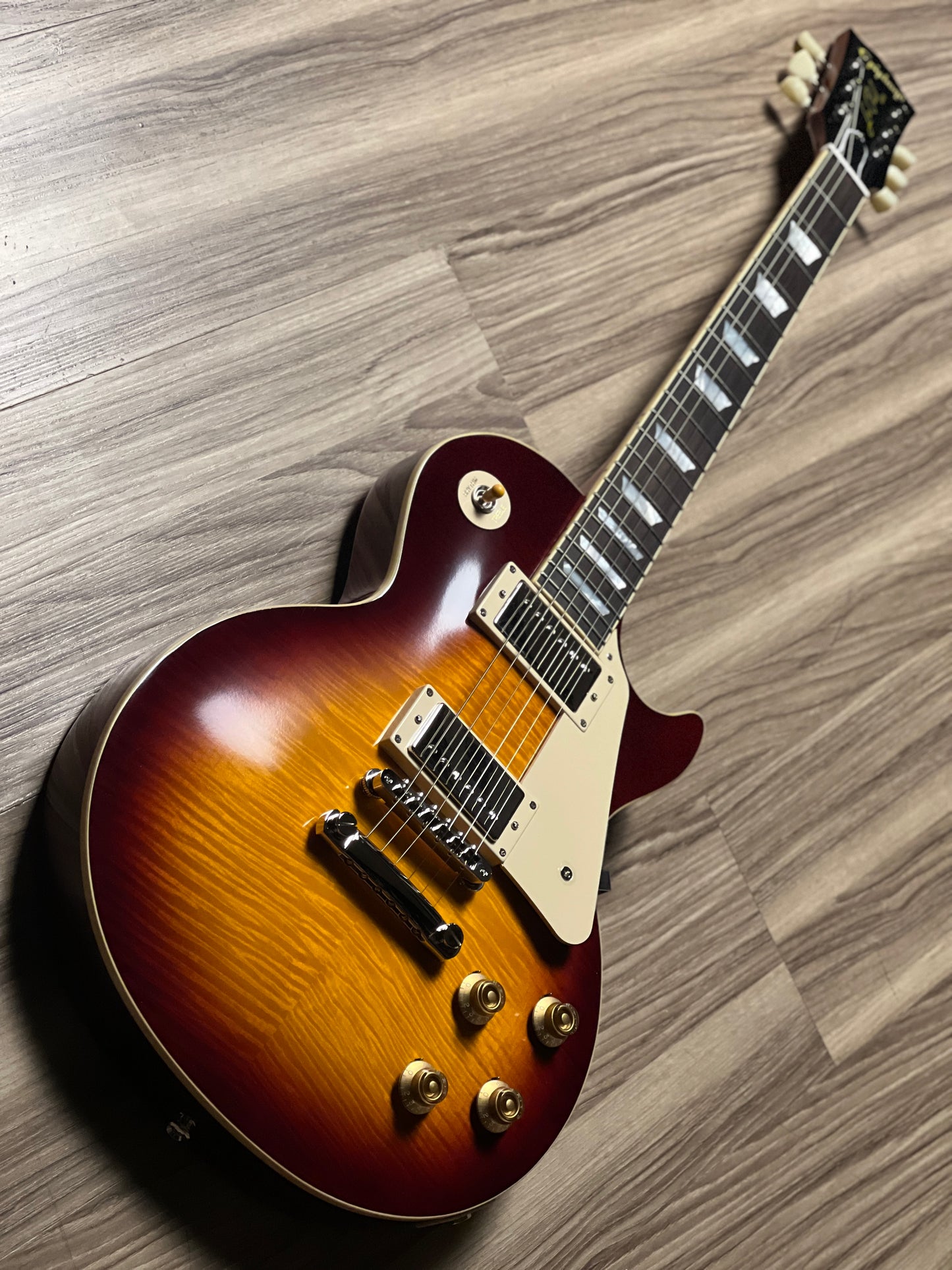 Epiphone 1959 Les Paul Standard Reissue in Deep Cherry Sunburst w/Case 24121524722