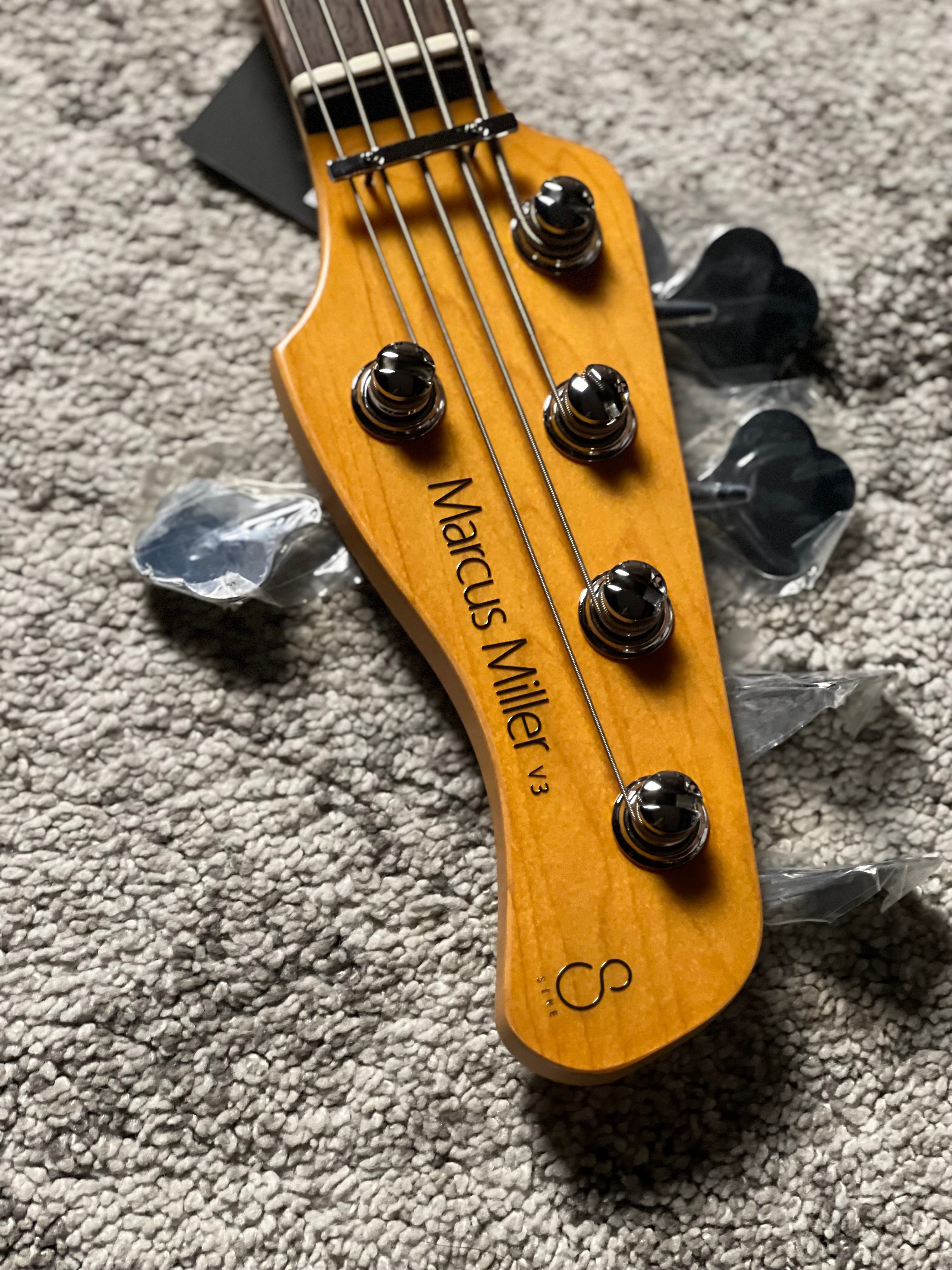 Sire Marcus Miller Bass V3-5 St New Gen in Tobacco Sunburst