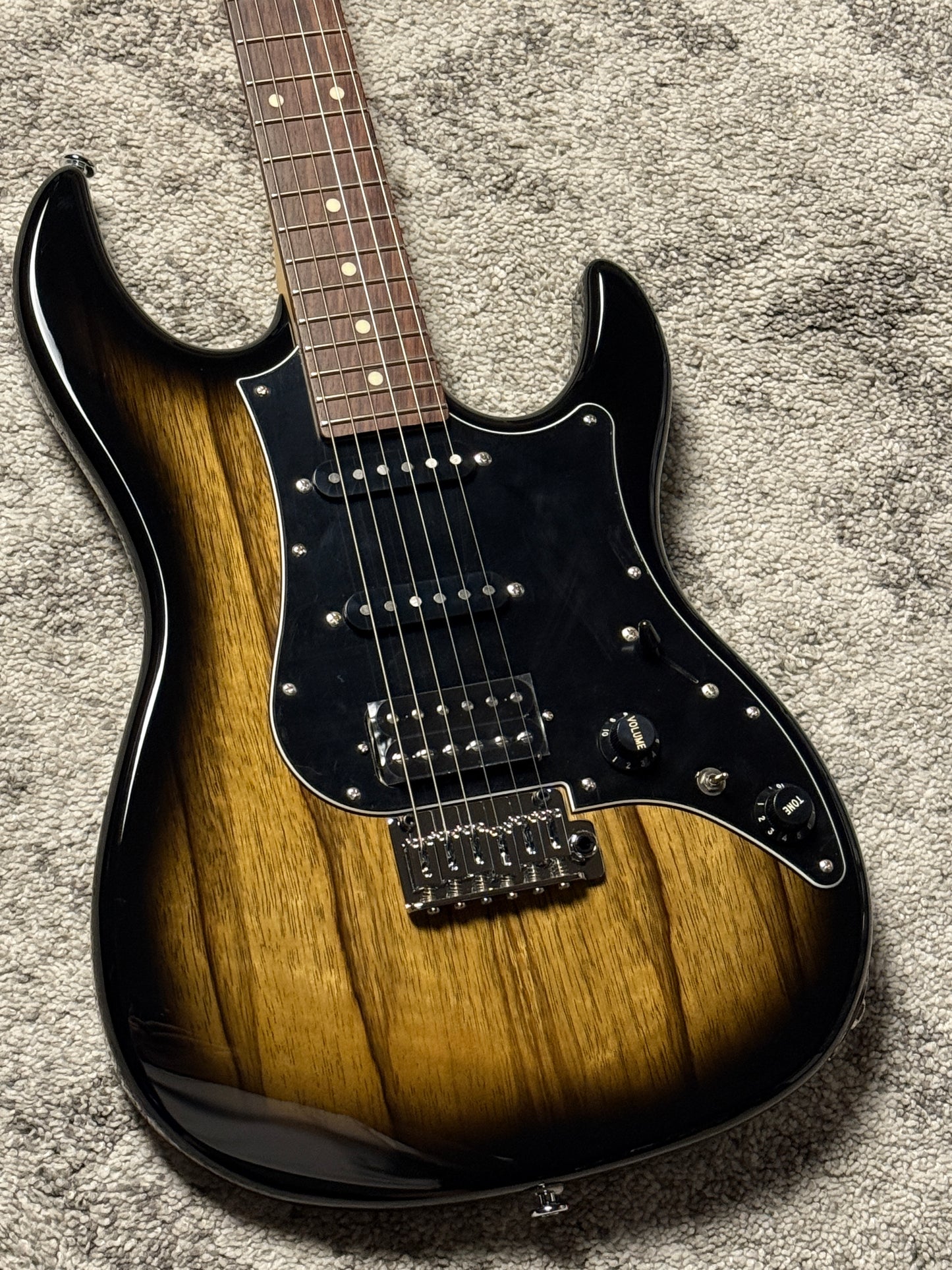Fujigen FGN Odssey Series J Standard JOS2-TD-EW1-R/DMT in Dark Mocha Burst F230214