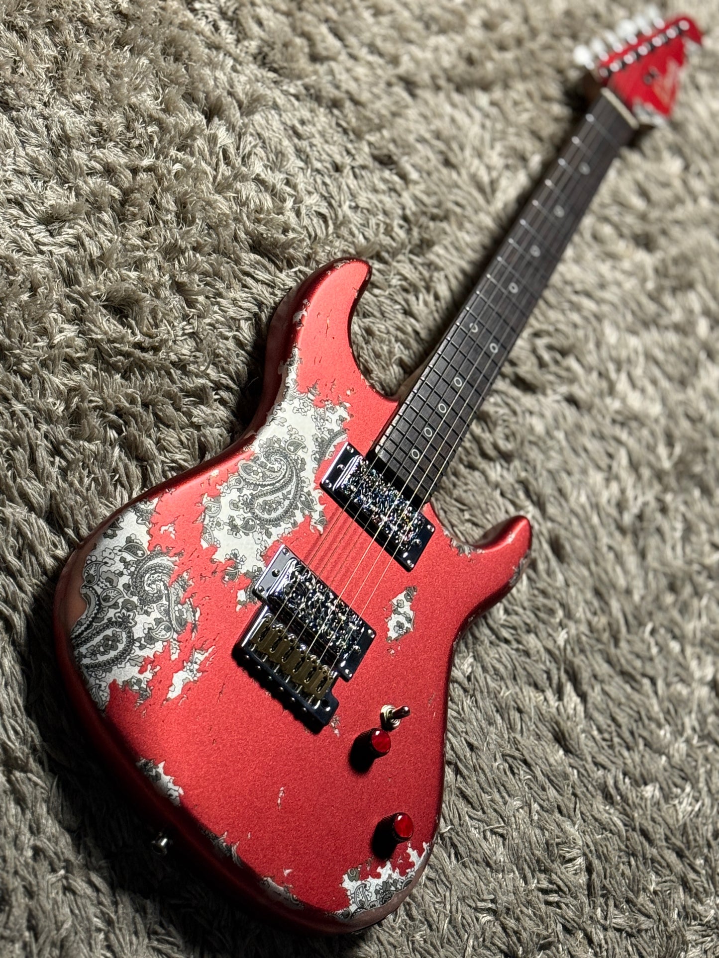 Dhatarattha Performance DST HH in Candy Apple Red over Black Paisley with RW FB and Nitrocellulose Lacquer Relic