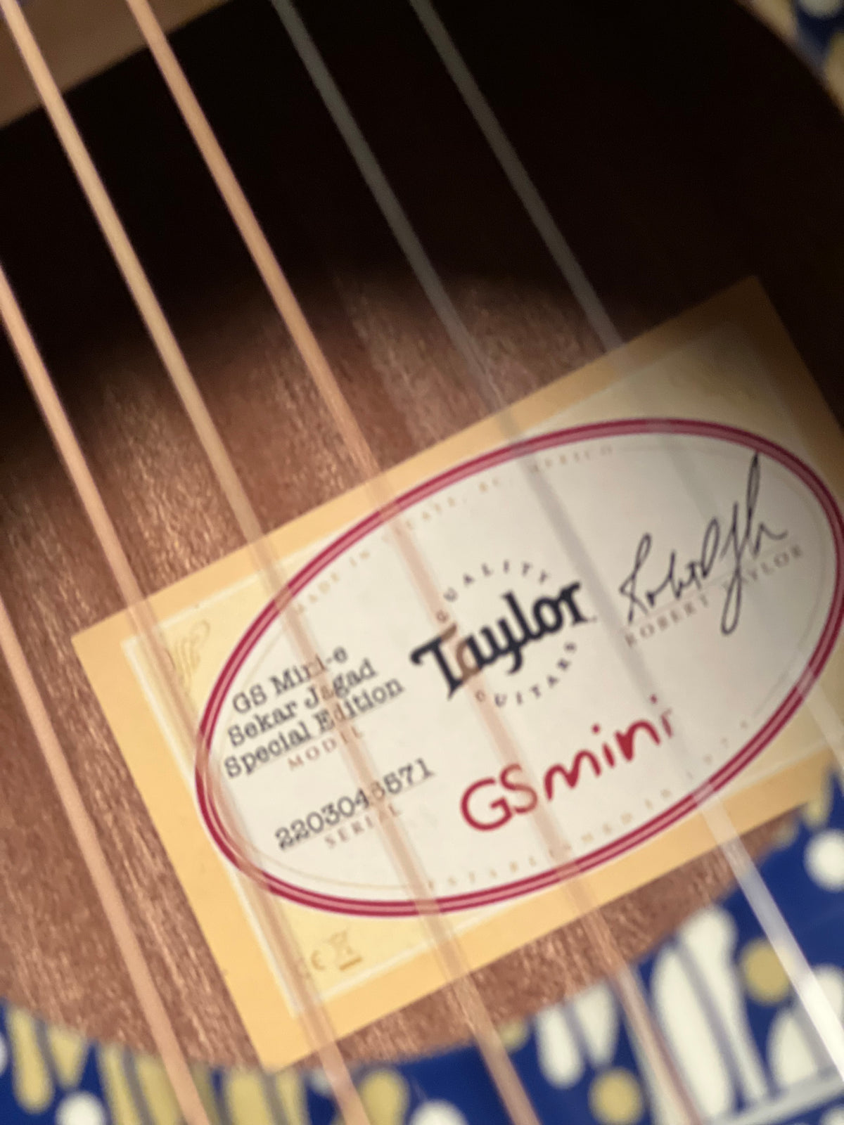 Taylor GS Mini-e Sekar Jagad Special Edition Acoustic Guitar