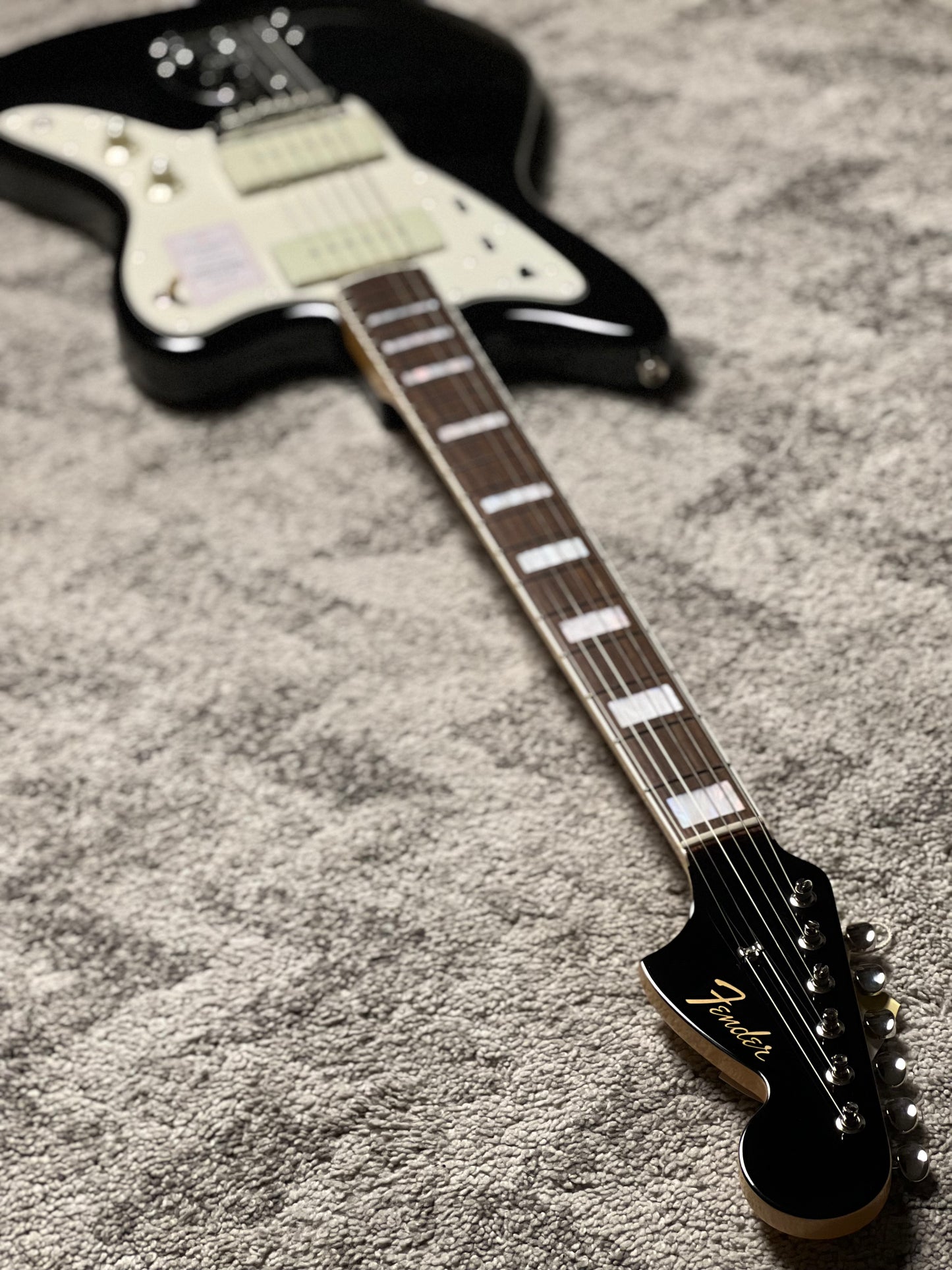Fender Japan Traditional Late 60s Jazzmaster with RW FB in Black JD26002545