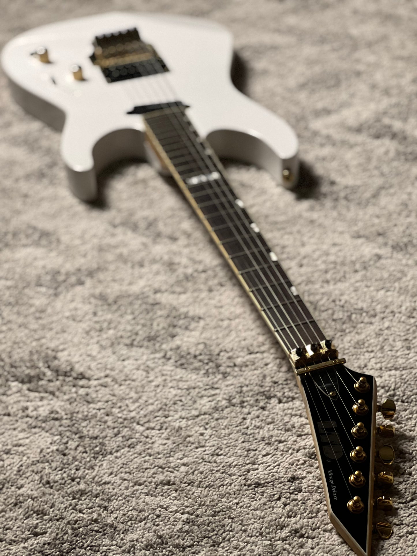 ESP LTD Mirage Deluxe '87 in Snow White