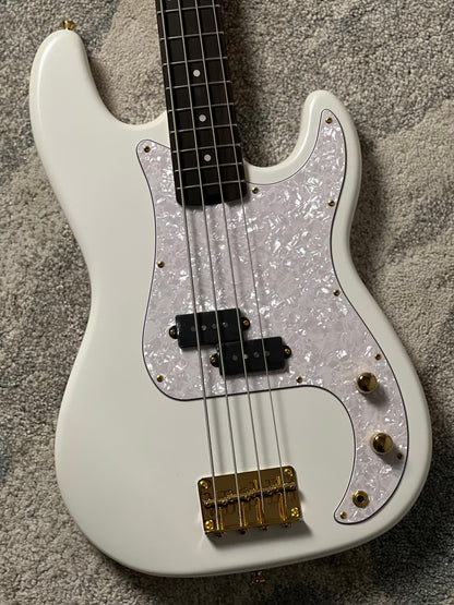 SQOE SPB609 4-STRING PB-STYLE in White