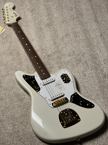 Fender Japan Traditional 2025 Collection 60s Jaguar with RW FB in White Pearl JD25012943
