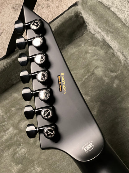 ESP E-II Horizon NT-7B Hipshot in Black satin ES0270263