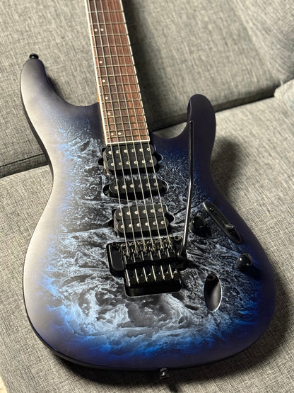 Ibanez S770-CZM in Cosmic Blue Frozen Matte 250302641 (USED)