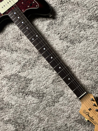 Fender Japan Traditional 60s Jazzmaster with RW FB in 3-Color Sunburst JD25032720