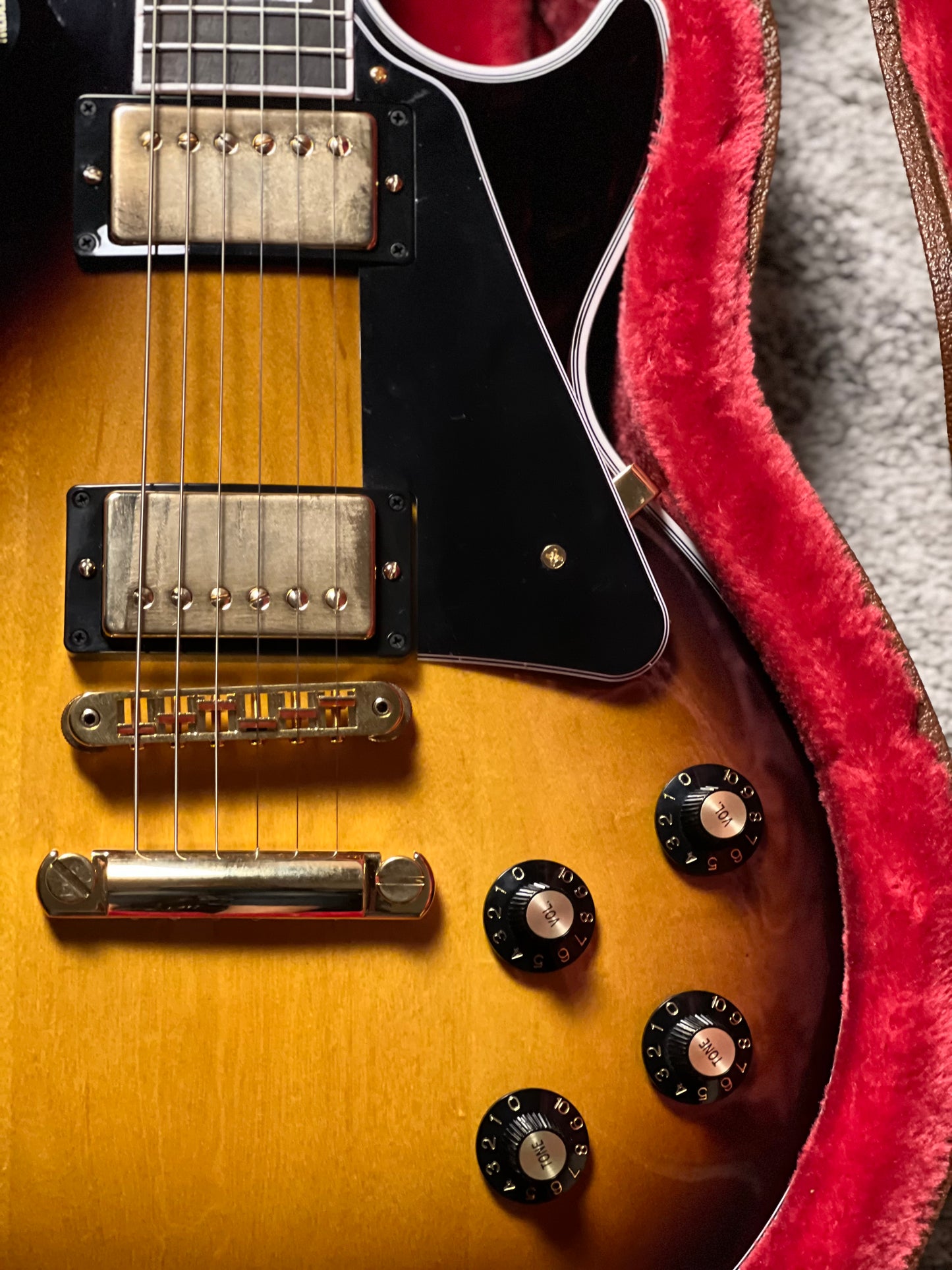 Gibson Les Paul Custom 70s w/Case in Tobacco Burst 204160114