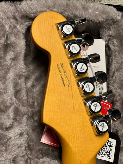 Fender American Ultra II Stratocaster HSS with Ebony FB in Ultraburst US25024570