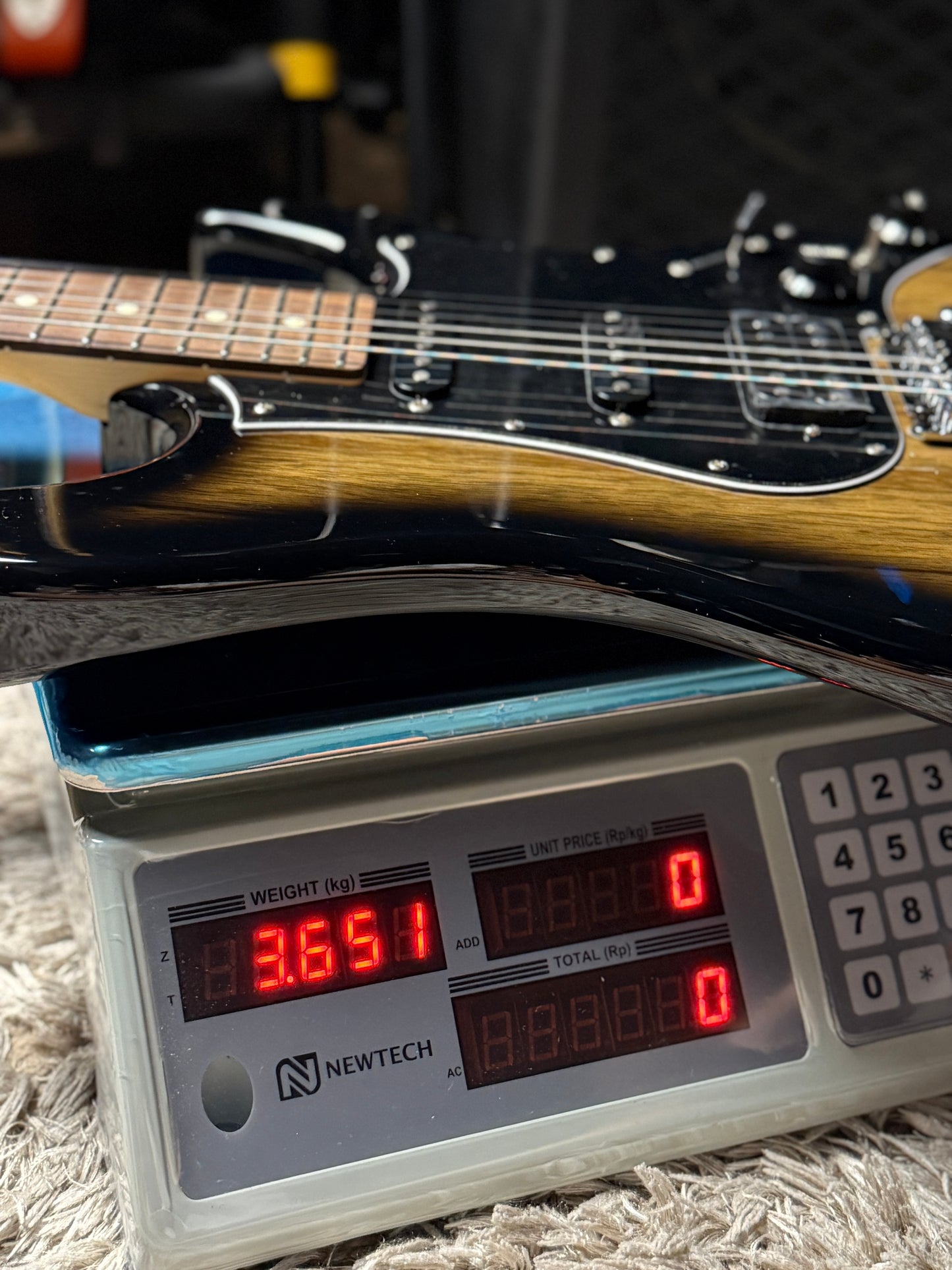 Fujigen FGN Odssey Series J Standard JOS2-TD-EW1-R/DMT in Dark Mocha Burst G230396