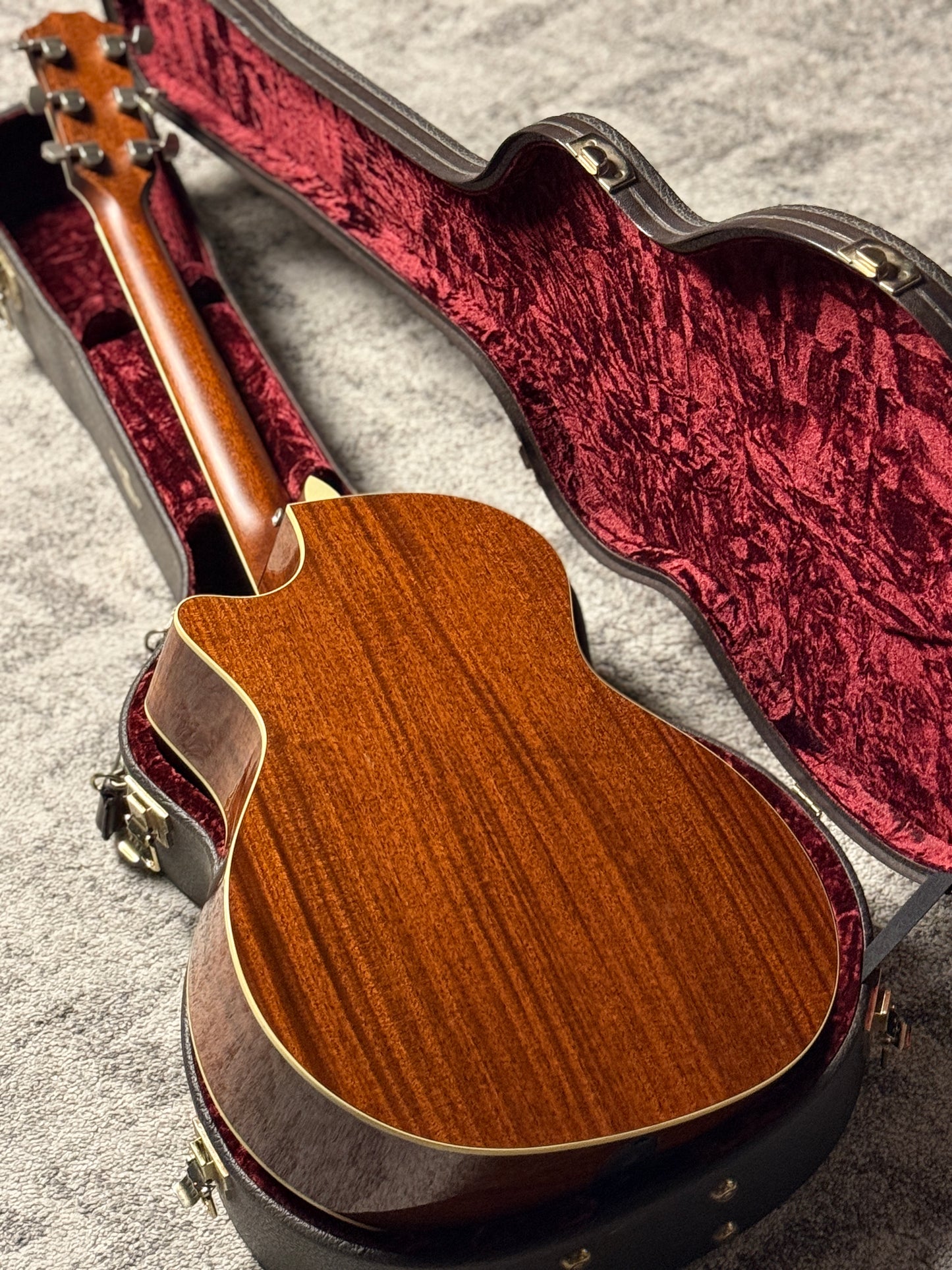 Taylor 514ce Grand Auditorium with Expression System Preamp 1103065070 (USED)